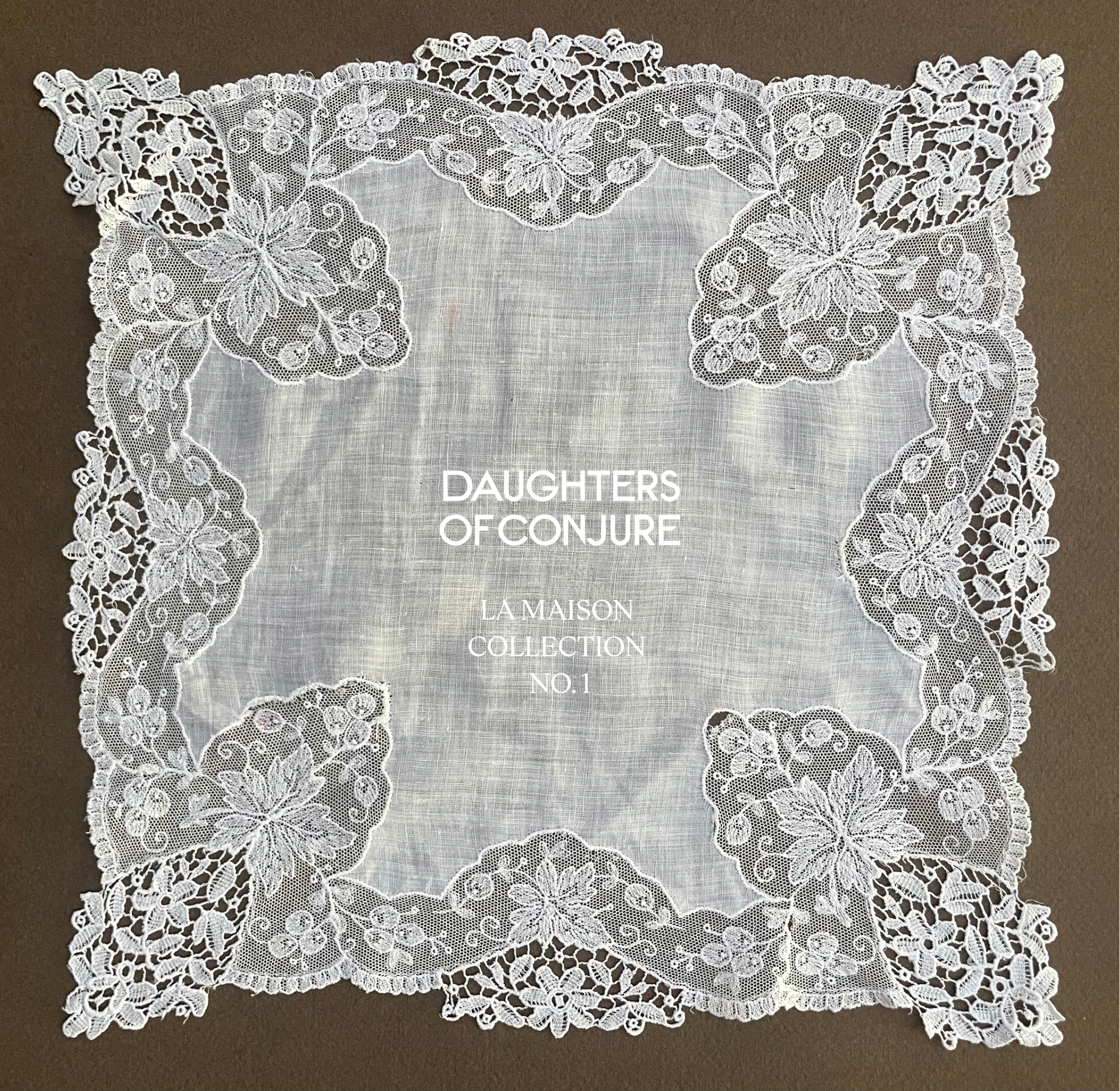 Lookbook 01 gallery image