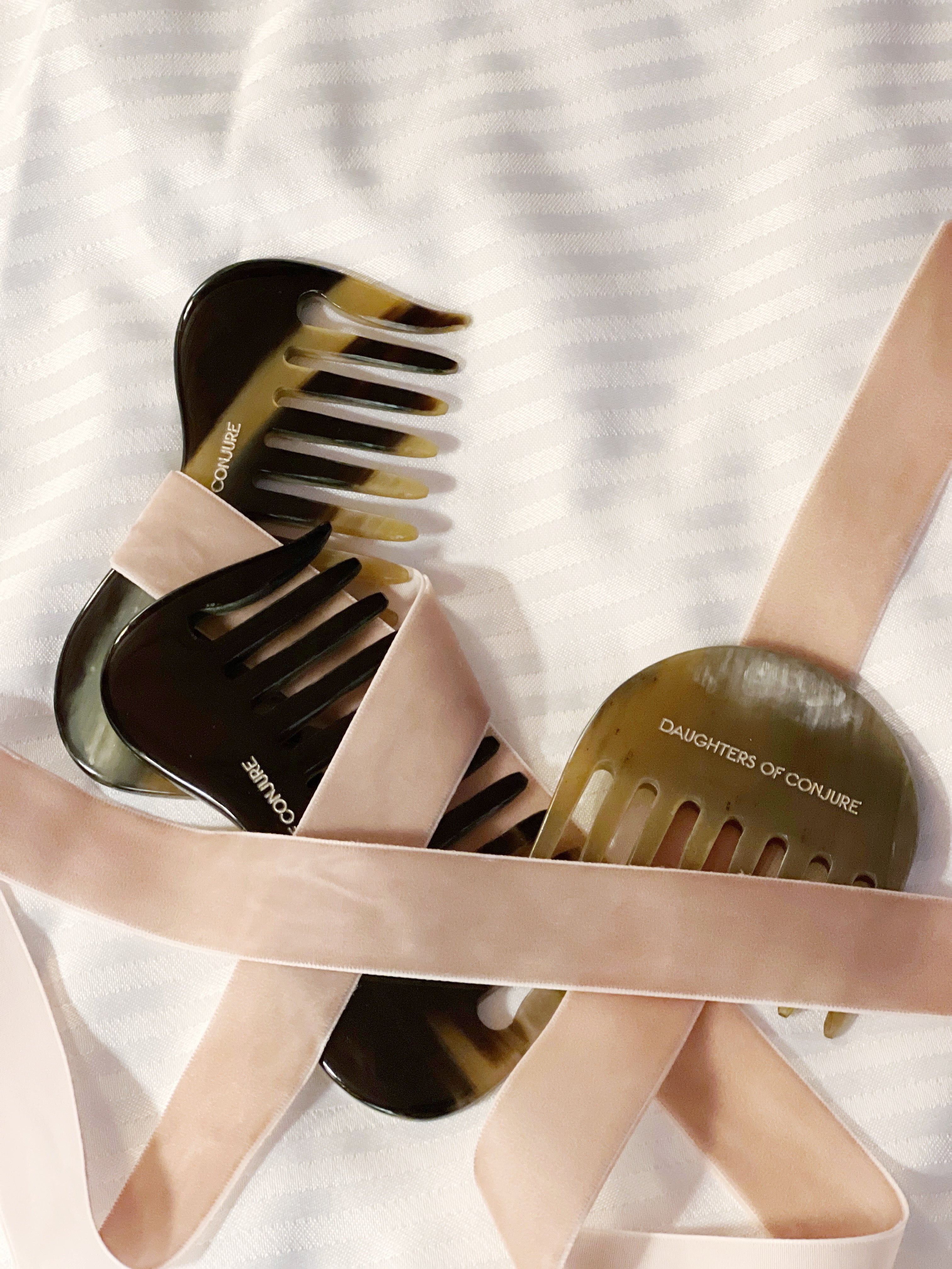 Lookbook 01 gallery image