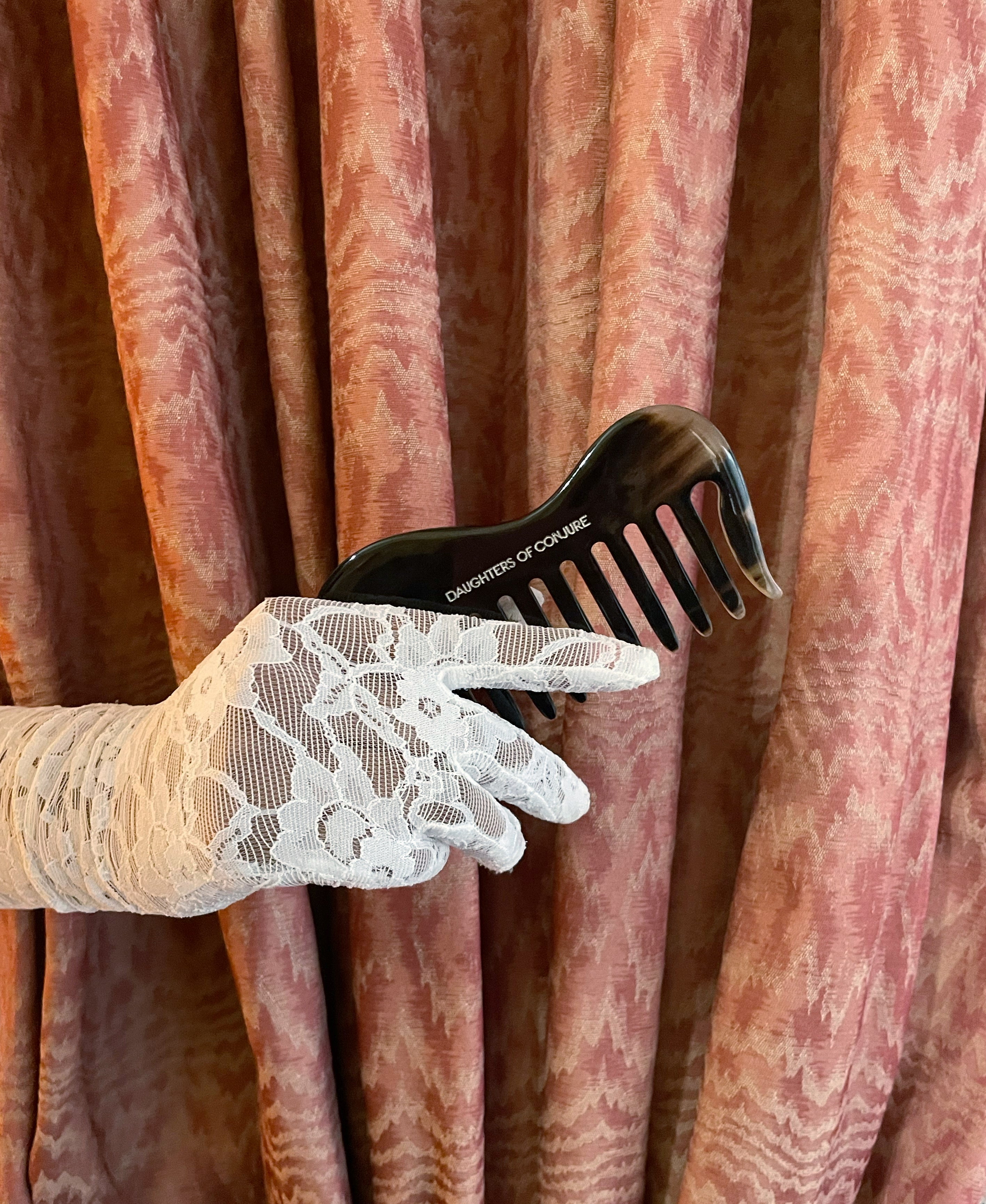 Lookbook 01 gallery image